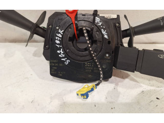 Ручка стеклоочистителей 681721976R Dacia Duster