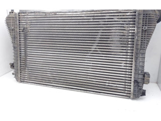 Интеркулер  1K0145803L   Volkswagen Touran I 