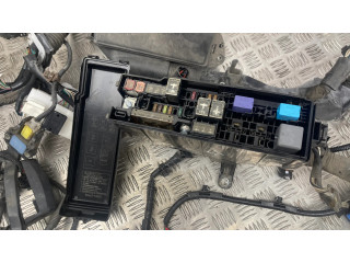 Блок предохранителей 8266253250, 8266253270 Lexus IS III XE30