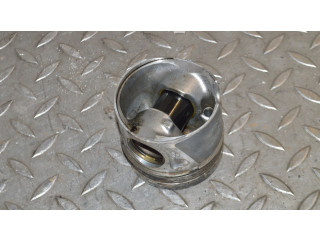 Píst 8349F, 65100 Mercedes-Benz C W204 OM 651.911