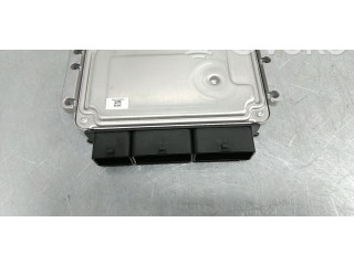 Блок управления двигателя 237105748R, 0261S17833 Renault Twingo III