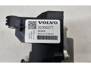 Блок управления 32300277   Volvo XC90