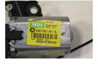 Моторчик заднего дворника 55077451AE    Chrysler 300 - 300C