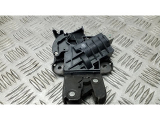 Замок задней крышки