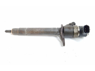 Форсунка 30750283    Volvo XC90  D 5244 T4 