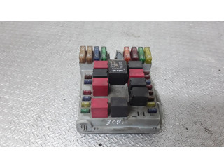 Блок предохранителей 51739427 Fiat Idea