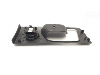 Aukšto dažnio garsiakalbis galinėse duryse