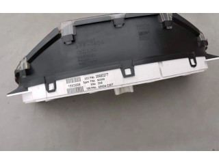 Панель приборов 30682277, 9459821   Volvo V70       