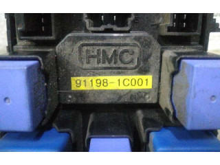 Блок предохранителей 911981C001, 0090012 Hyundai Getz