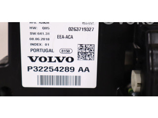 Панель приборов P32254289AA   Volvo XC90       