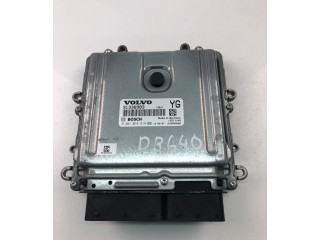 Блок управления двигателем Блок управления 31336983, 0281018414   Volvo V70