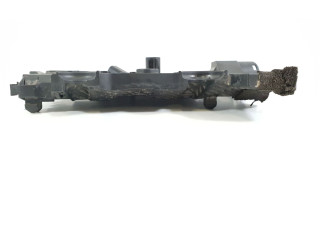 Блок предохранителей 32200114, 19716000002   Volvo S60    