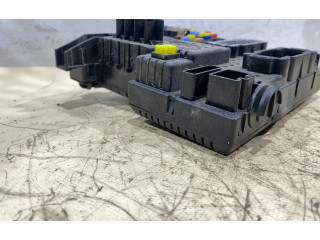 Блок предохранителей 30786646, 07W201   Volvo V70    