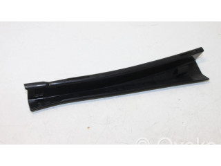 Другая деталь салона