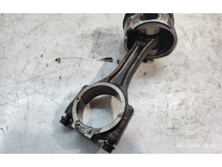 Píst Volkswagen Tiguan CFFB