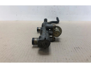 Топливная рампа    Daihatsu Cuore   для двигателя EJ-VE