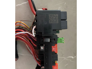 Pojistková skříňka 5Q0937615C Volkswagen T-Roc 2019