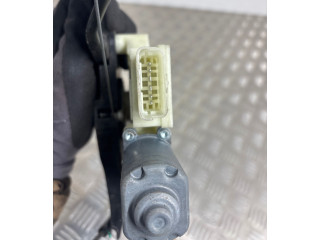 Блок предохранителей  9677734780   Peugeot 308    