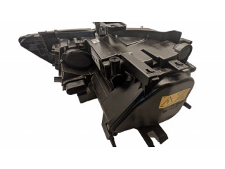 Передняя фара