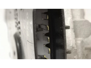 Двигатель стеклоочистителей