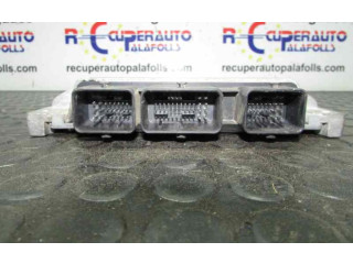 Блок управления двигателем Блок управления 8200774747   Renault Twingo II