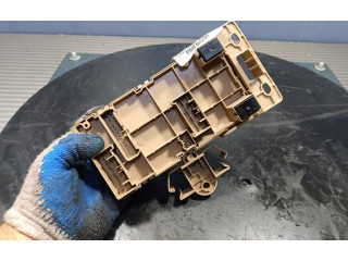 Блок предохранителей     Subaru Tribeca    