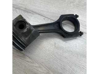 Поршень с шатуном Dodge Nitro для дизельного двигателя 2.8