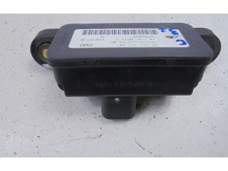 Ручка стеклоочистителей Citroen C3 Picasso - года 9663737780, 9663737780