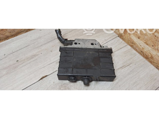 Блок управления коробкой передач 097927731   Audi 80 90 S2 B4