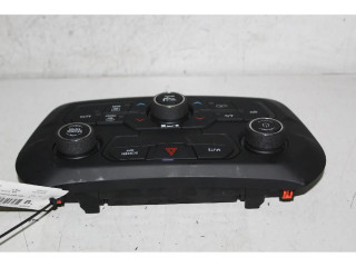 Блок управления климат-контролем    Jeep Renegade