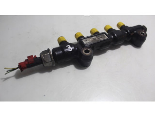 Топливная рампа Mazda 3 I