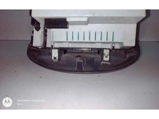 Дисплей    8200307273   Renault Clio III