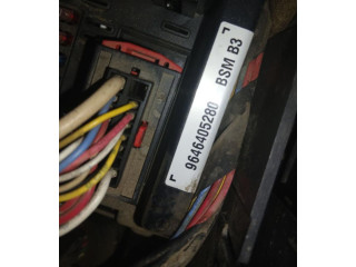 Блок предохранителей 9646405280 Peugeot 406