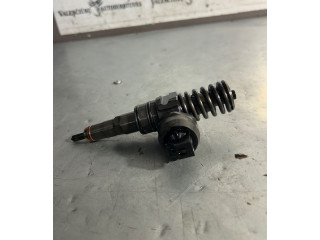 Vstřikovač 038130073AG   Volkswagen Caddy     