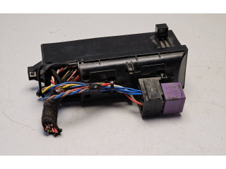   Pojistková skříňka 2K6970, 3334485008   Volkswagen Caddy 2012