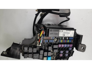 Блок предохранителей KD4766767, KD45675X0C Mazda 6