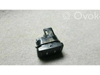 Включатель электрических окон