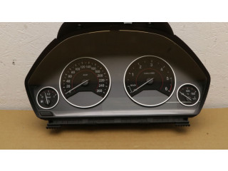 Přístrojová deska BMW 5 F10 F11 2011 932522101, 9232895