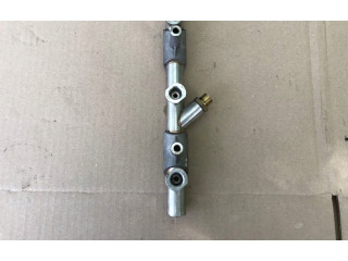 Vstřikovací lišta 06E130090AJ Audi A8 S8 D4 4H