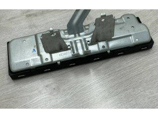 Подушка безопасности для колен 57B880841D Skoda Karoq