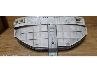 Панель приборов FDGE6VD Mazda 626