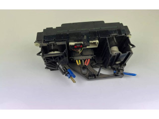 Блок управления климат-контролем 747310   Volkswagen Caddy