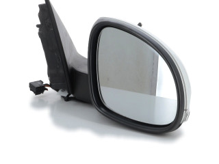 Зеркало электрическое Skoda Yeti (5L) 2009 - 2017 года