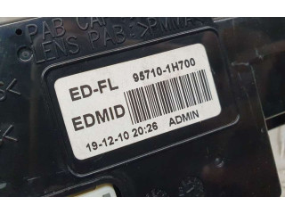 Дисплей 957101H700 KIA Ceed