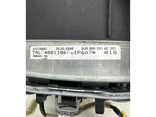 Подушка безопасности водителя 3U0880201AE Skoda Superb B5 (3U)