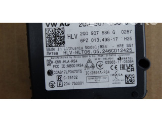 Датчик слепых зон 2Q0907686G Skoda Octavia Mk4