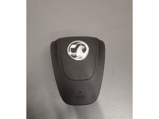 Подушка безопасности водителя 13480288 Opel Zafira C