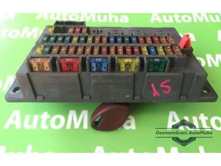 Блок предохранителей 154249080501, 518174602 Rover 75