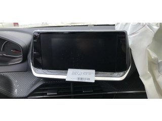 Дисплей       Peugeot 2008 II