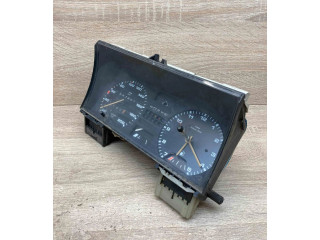 Přístrojová deska Volkswagen PASSAT 1981 321919033, EU